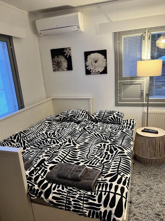 Ferienwohnung Sunny Nest 1 Vaasa Exterior foto