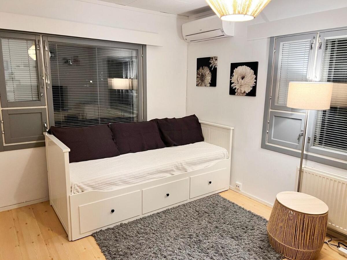 Ferienwohnung Sunny Nest 1 Vaasa Exterior foto